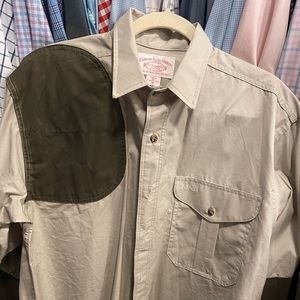 Filson front-loading shooting shirt (unworn), size Medium